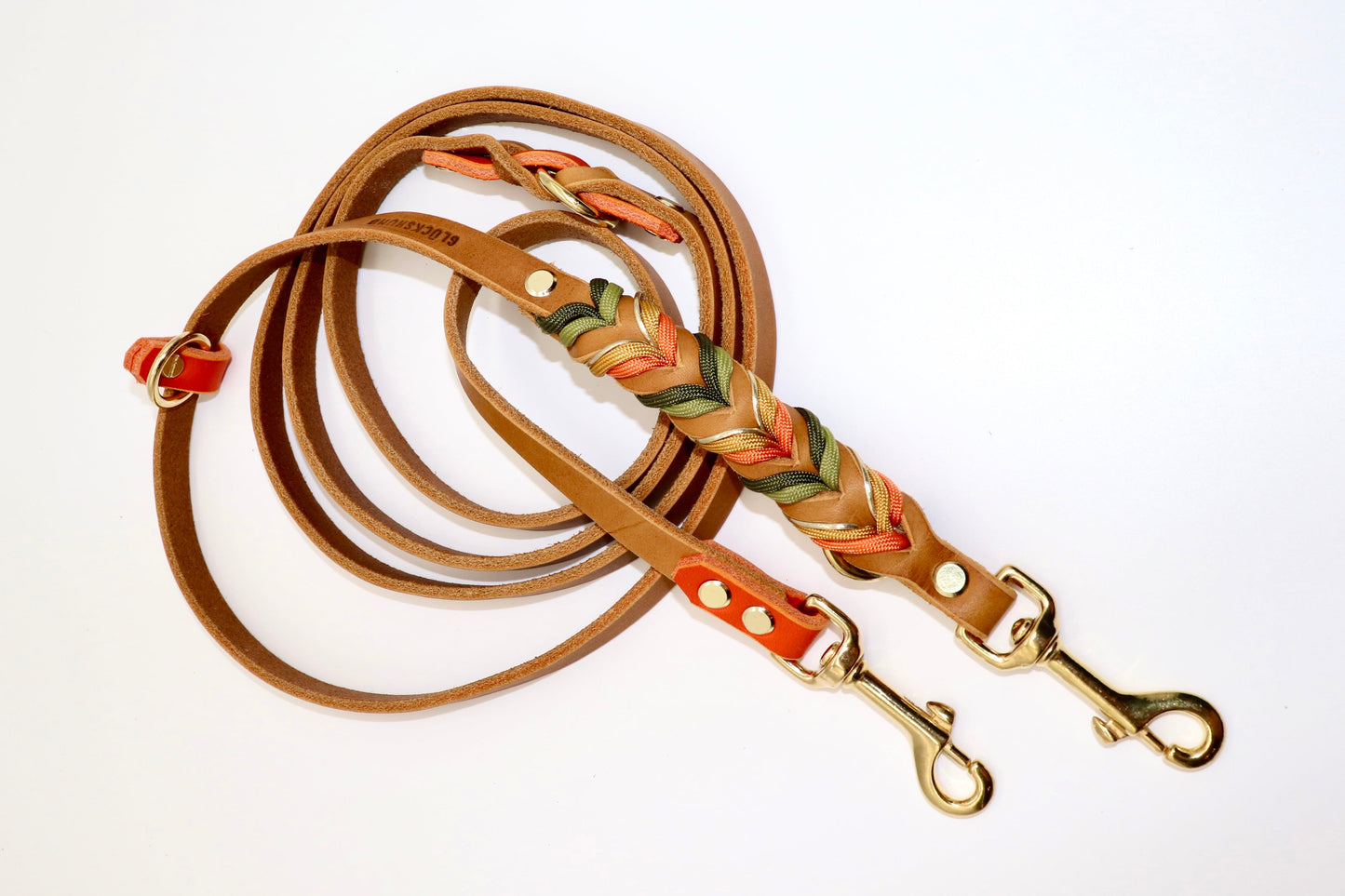 Umhängeleine Leder mit Paracord geflochten cognac
