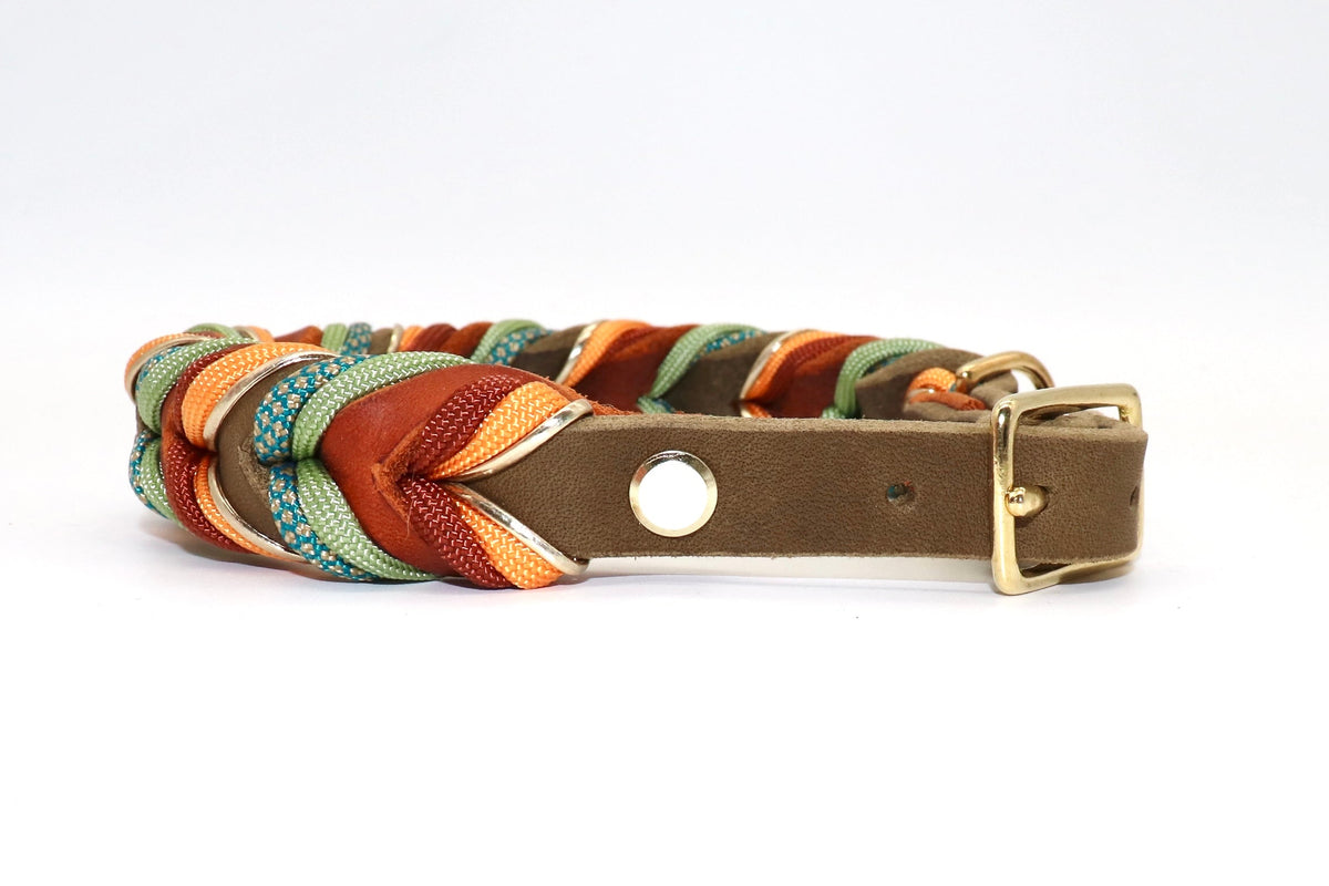 Fettlederhalsband geflochten verstellbar olivgrün mit Paracord