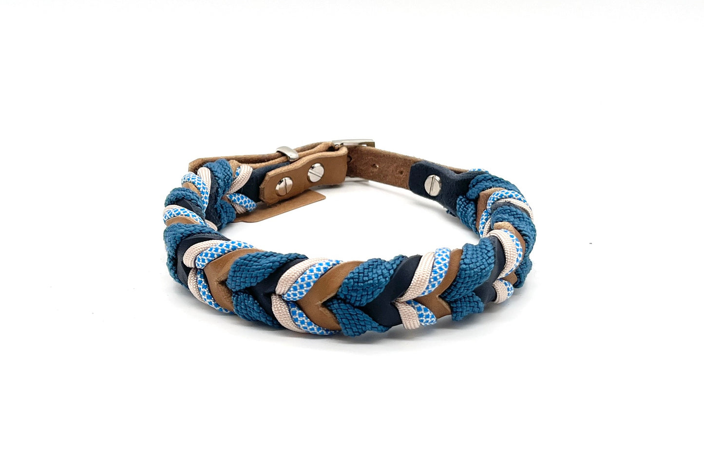 verstellbares Lederhalsband Hund geflochten mit Paracord und Tau blau beige