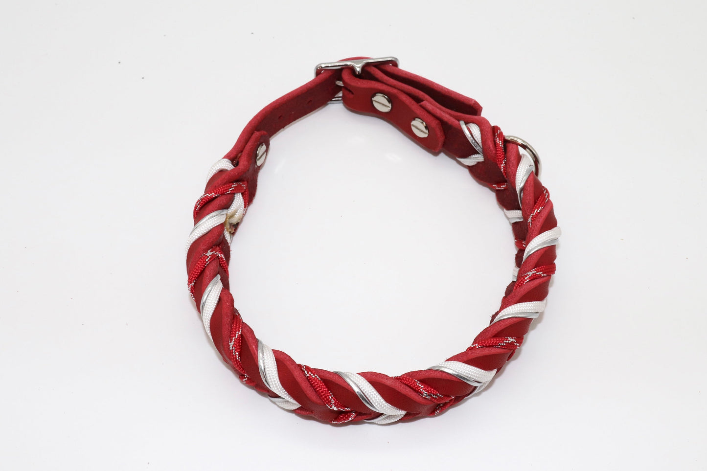 Fettlederhalsband geflochten Rot und Silber